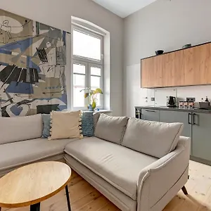  Apartament Azzuro Living - Cozy Two Bedroom Spot By The & Town By Lion